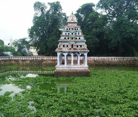Thirupudaimaruthur Temple